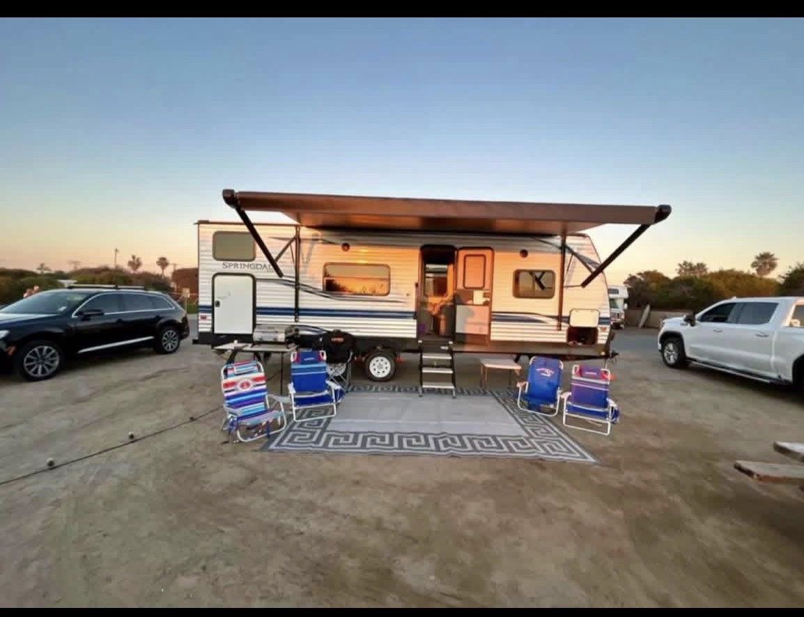 Springdale Travel Trailer Bumper Pull with Awning - Excellent Condition