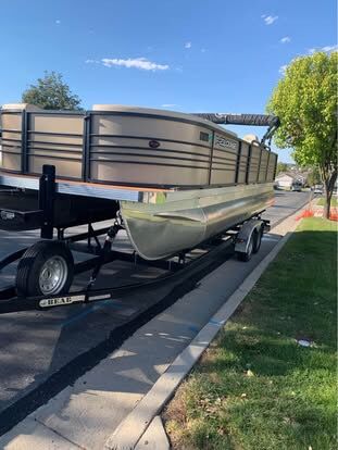 2021 P-23 Lounge Limited Edition