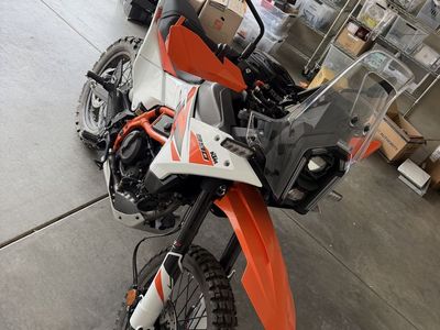 2026 KTM 390 Adventure R – Only 80 Miles – Like New with upgrades
