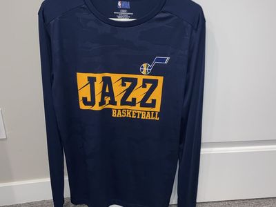 NBA Utah Jazz Shirt - Medium - Long Sleeve - New