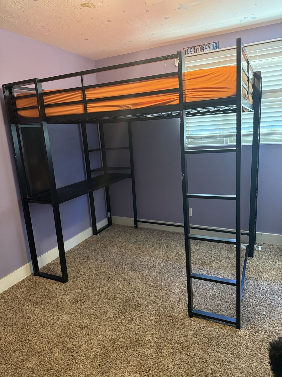 Black Metal Loft Bed with Built-in Desk and Shelvesl