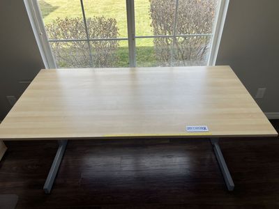 Heavy Duty Utility/Craft/Sewing Table