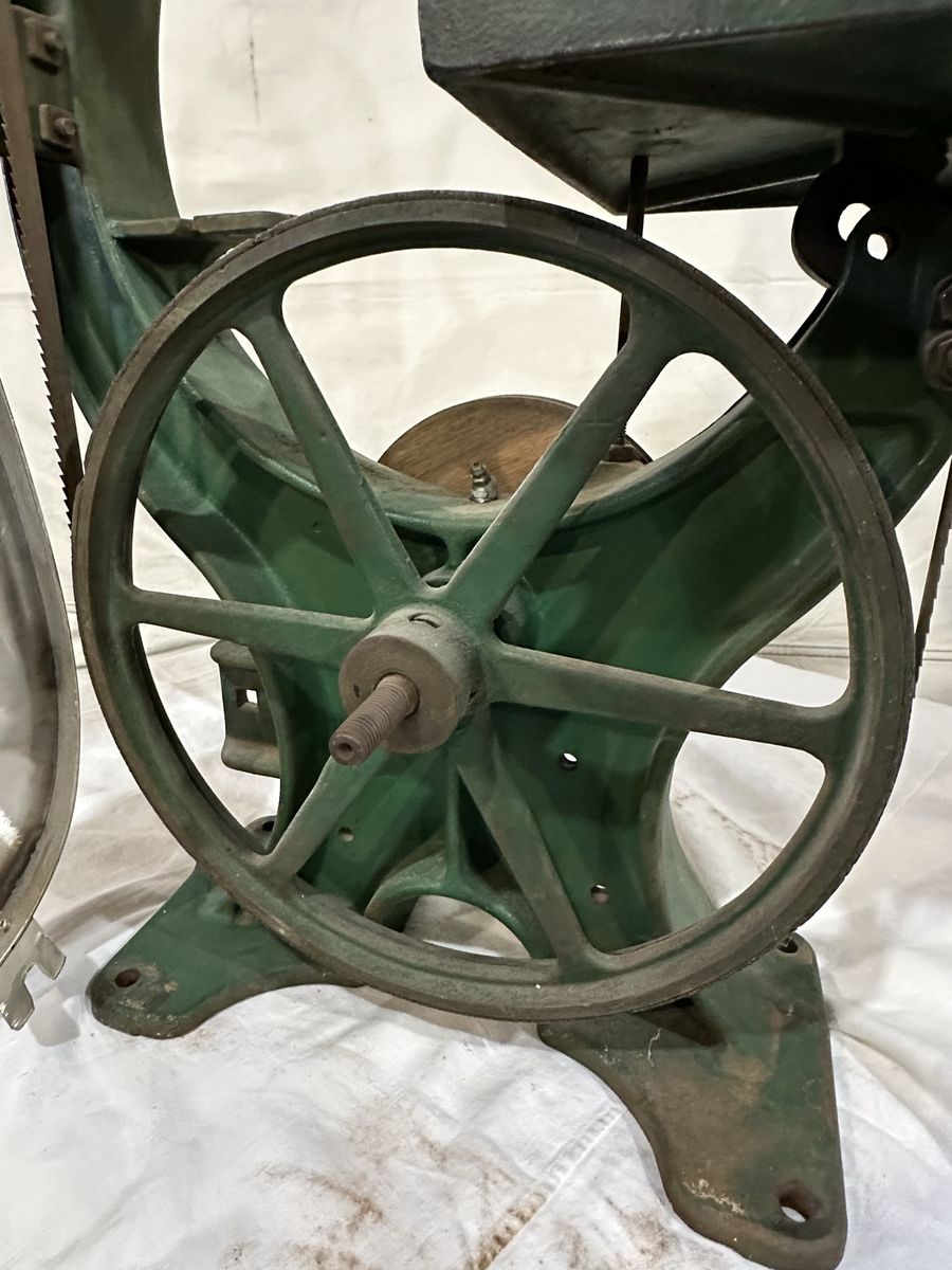 Main image 8