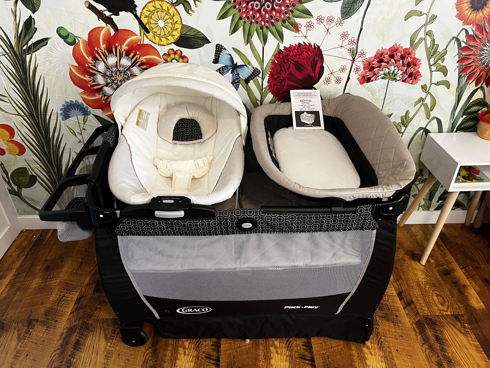 Graco Pack N Play Snuggle Suite LX