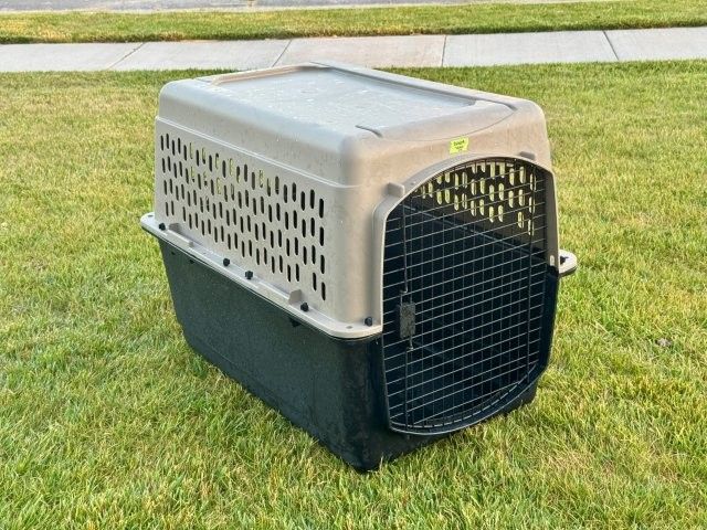 Extra Large Kennel 40"L 