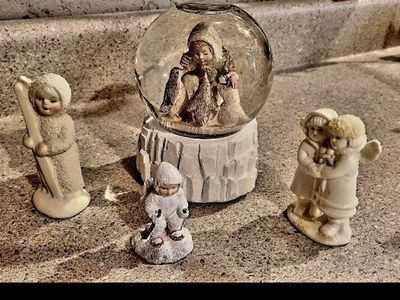 Angels & Snow Globe Figurines Set - Christmas Decor