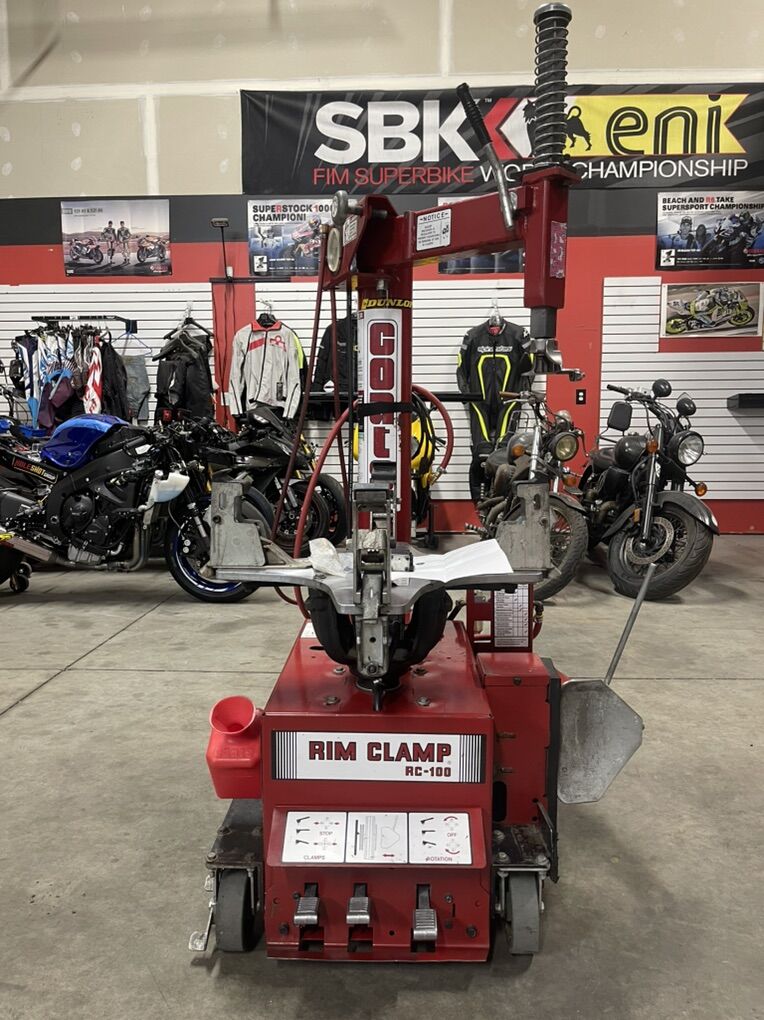 Coats RC-100 Tire Changer Machine