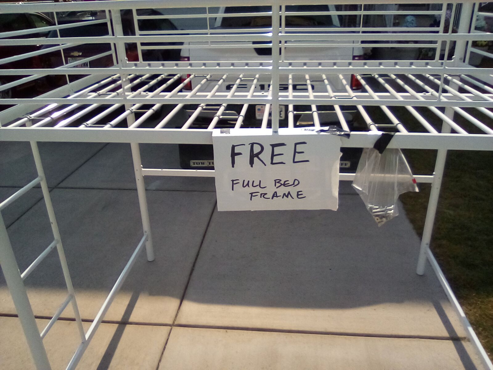 Full bed frame