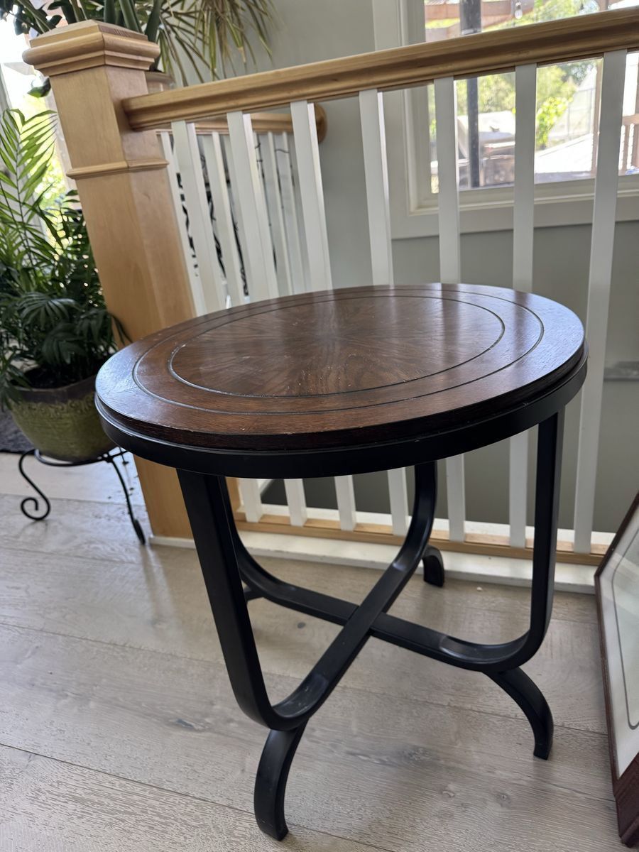 Round Wood Top Side Table with Black Metal Base - Accent End Table