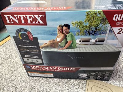 Intex 24" Queen Pillow Top Dura-Beam Airbed Mattress with Built-in Pump