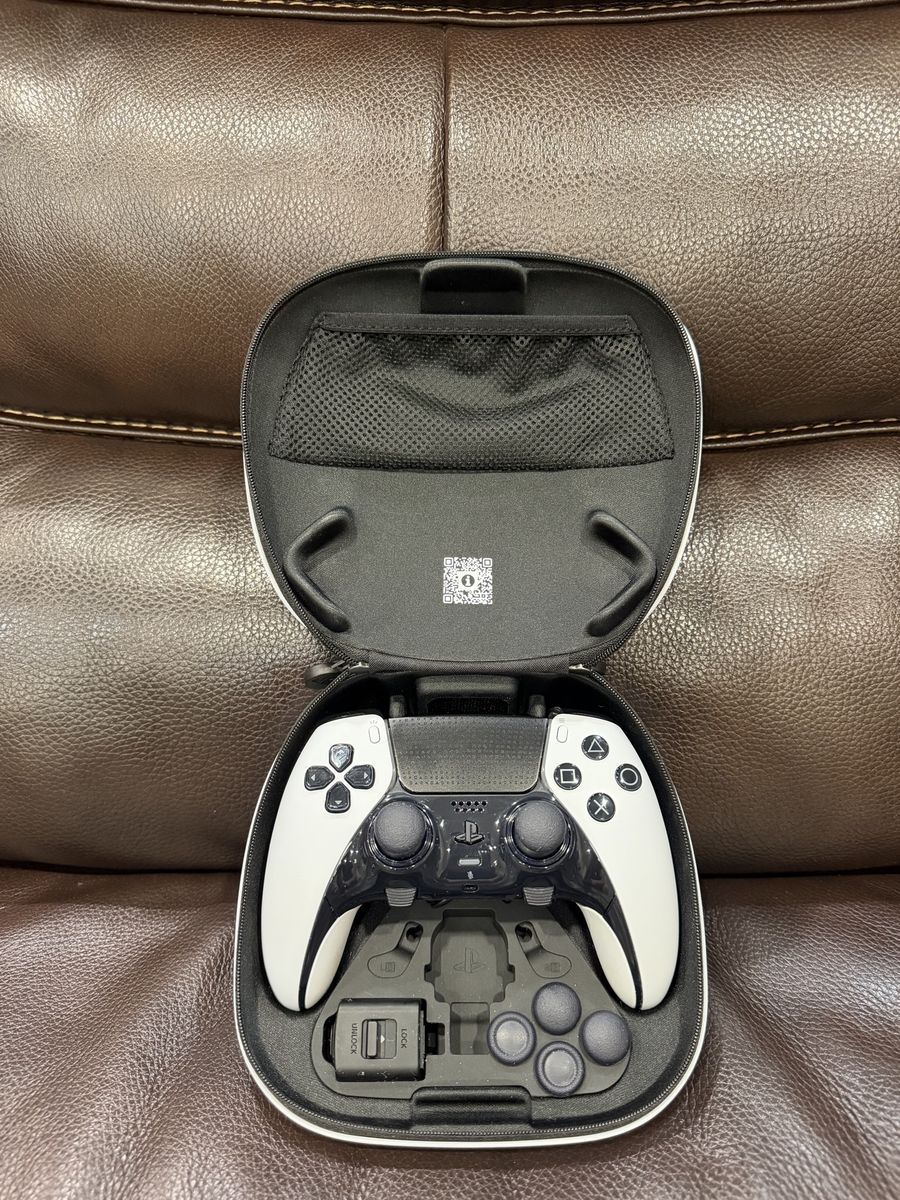 Duelsense Edge Pro Controller