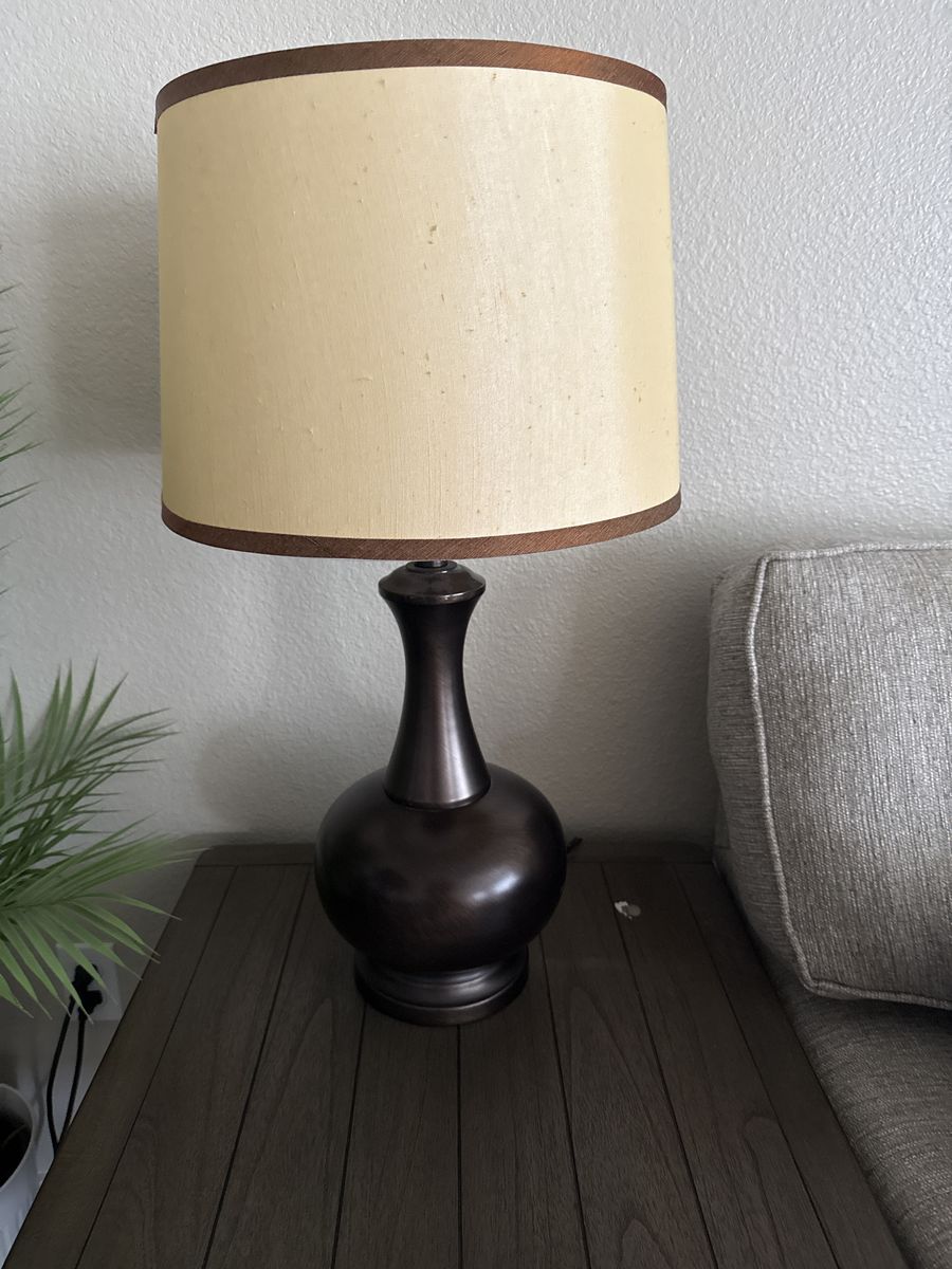 Vintage Bronze Table Lamp with Cream Shade - Classic Home Decor Lighting