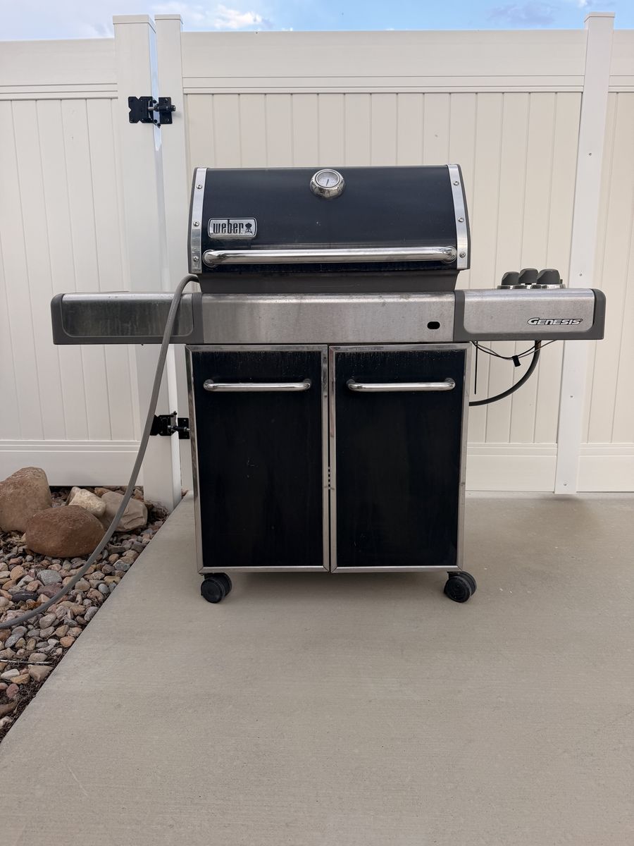 Weber Genesis Grill, natural gas