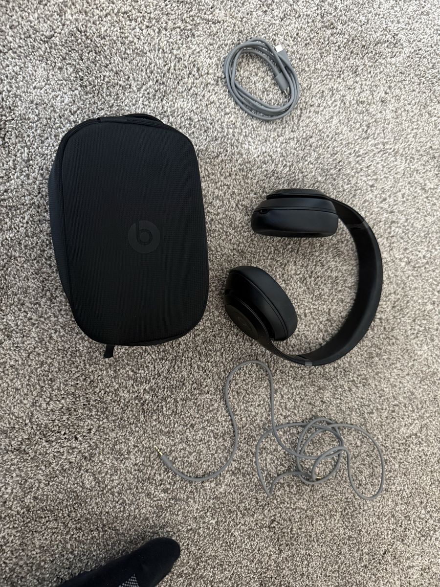 Beats Studio Pro Premium - Black