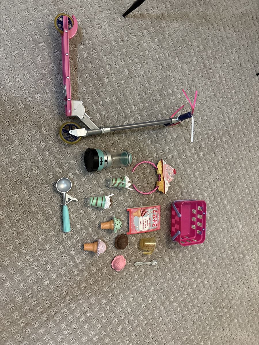 Pink Doll Scooter with Ice Cream Shop Playset & Accessories for 18-inch Dolls