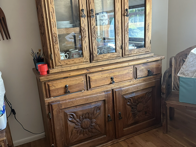 Hand-Carved Sunflower Dining Set with Hutch, Table, and Chairs