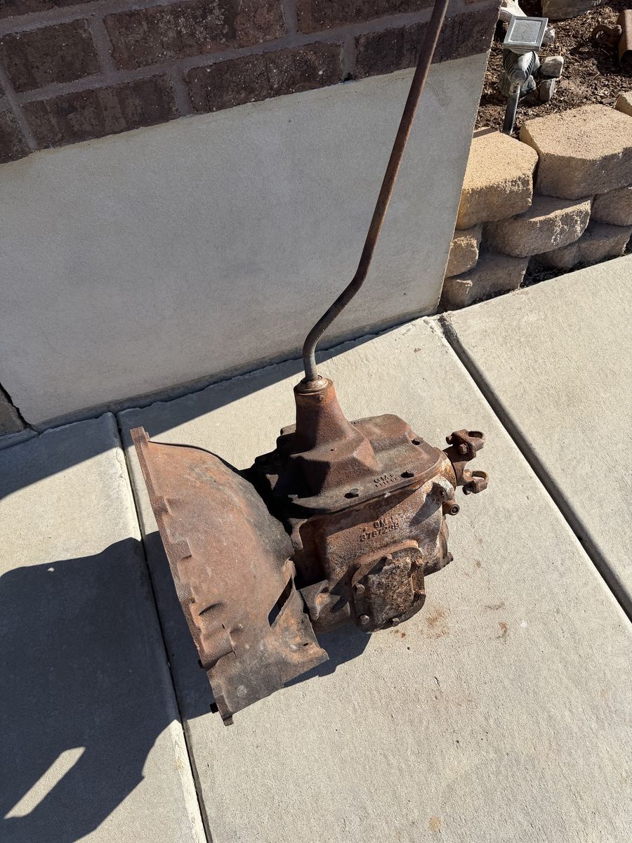 Chevrolet truck bell housing and SM 420