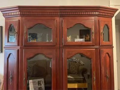 Entertainment Display cabinet