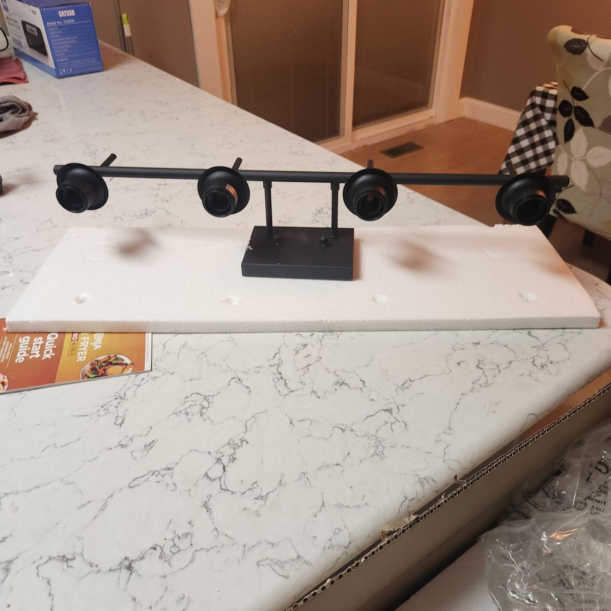 bathroom light stilling box