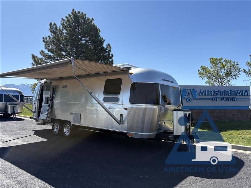 Used 2020 Airstream International Signature 27FB
