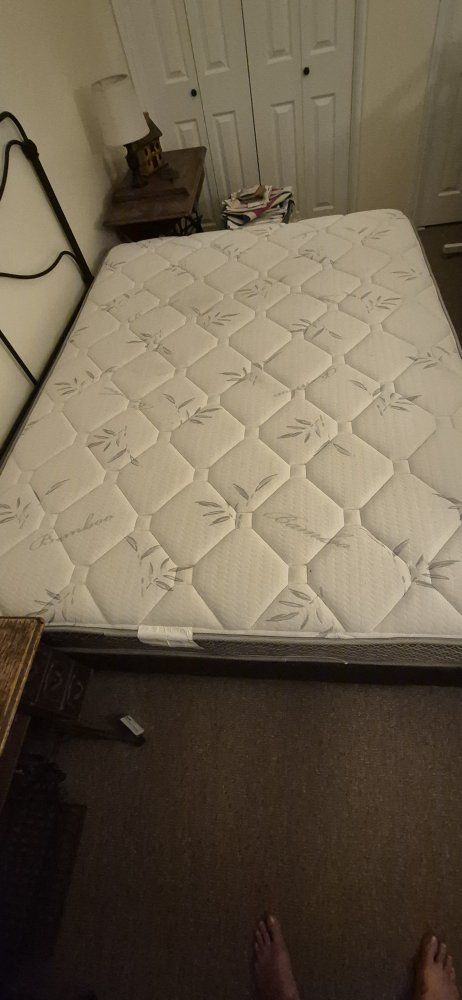 Queen mattress, box springs and frames