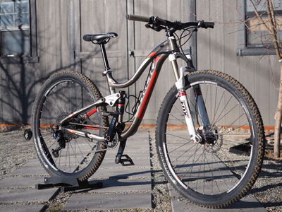 2013 Trek Lush 29 SL (Women's), Upgraded with SLX 1x12, 1Up Dropper Seatpost