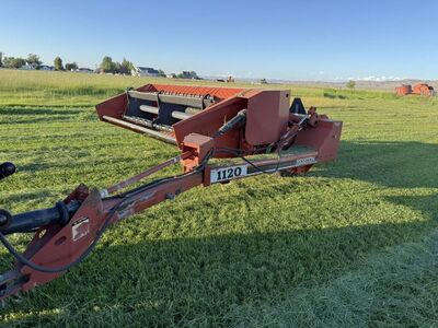 Hesston 1120