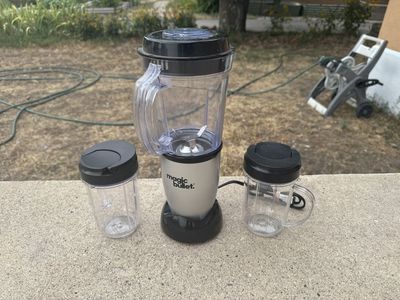 Magic Bullet Personal Blender with Two Cups with lids