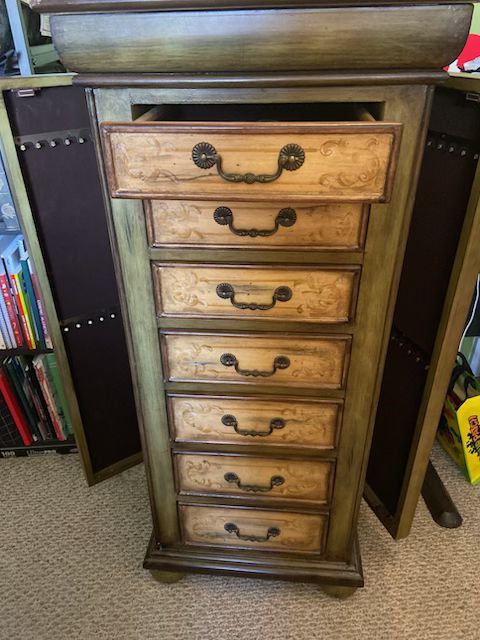 Jewelry Chest
