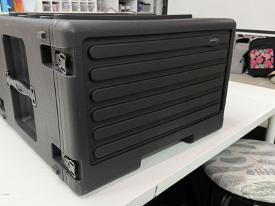SKB 6U Rolling Rack Case
