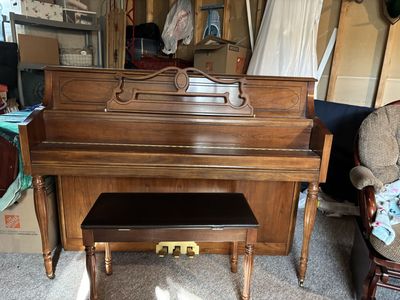 Samick SU-143TS Upright Piano - Cherry Finish with Bench