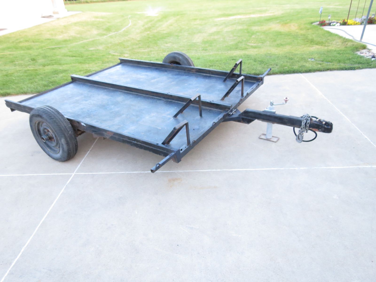 4 place motorcycle trailer with metal deck