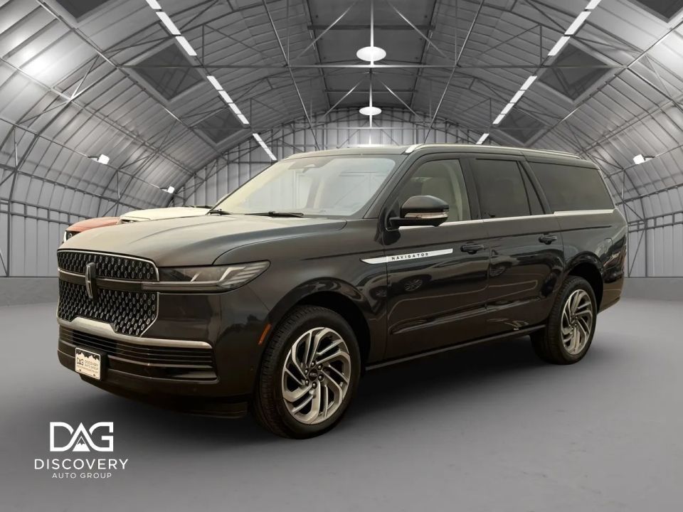 2025 Lincoln Navigator L Reserve