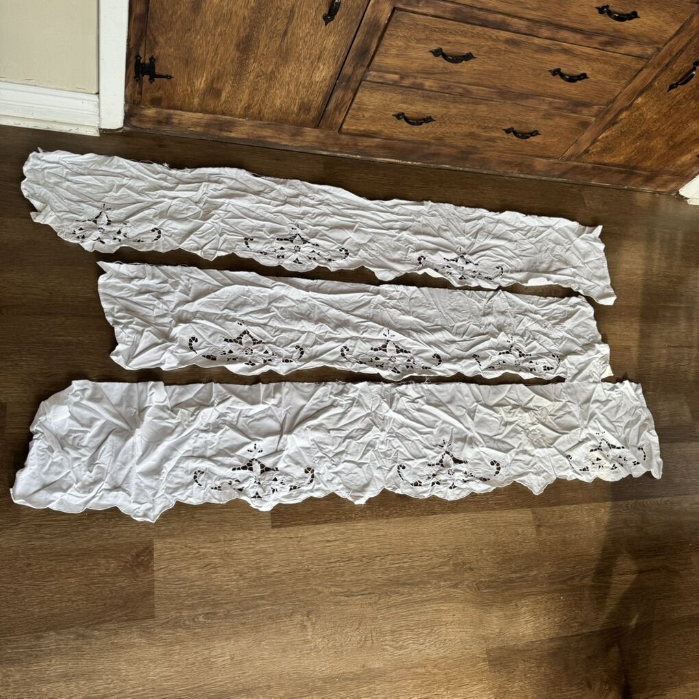 Vintage Battenberg Lace Remnants