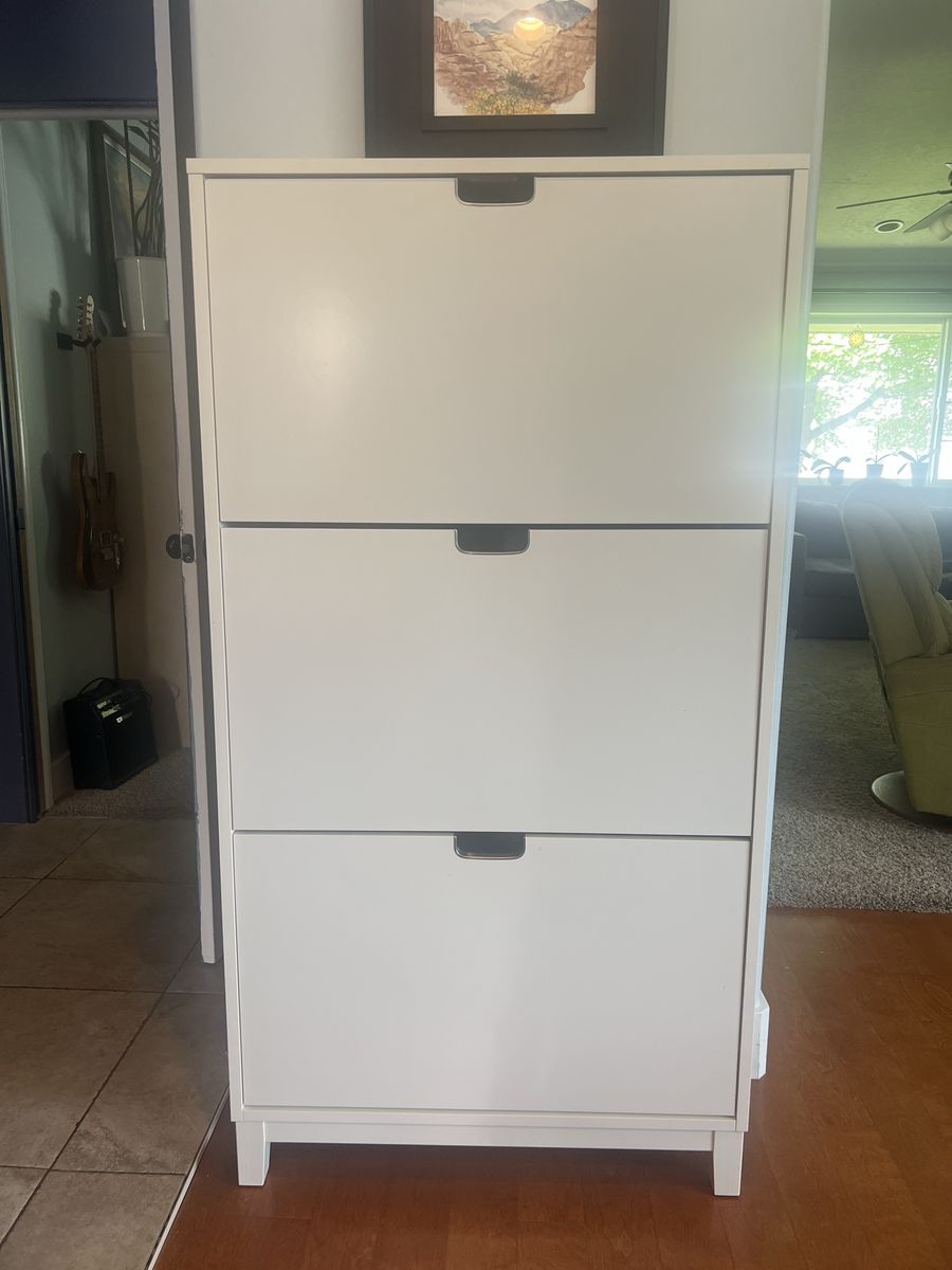Big White 3-Tier Shoe Storage Cabinet with Tilt-Out Drawers