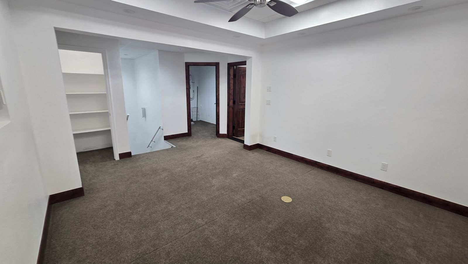 Main image 8