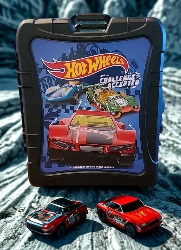 Hotwheels tracks and cars