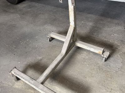 Heavy duty engine stand