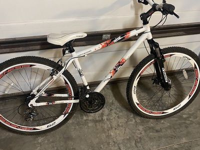 mountain bike Gensis