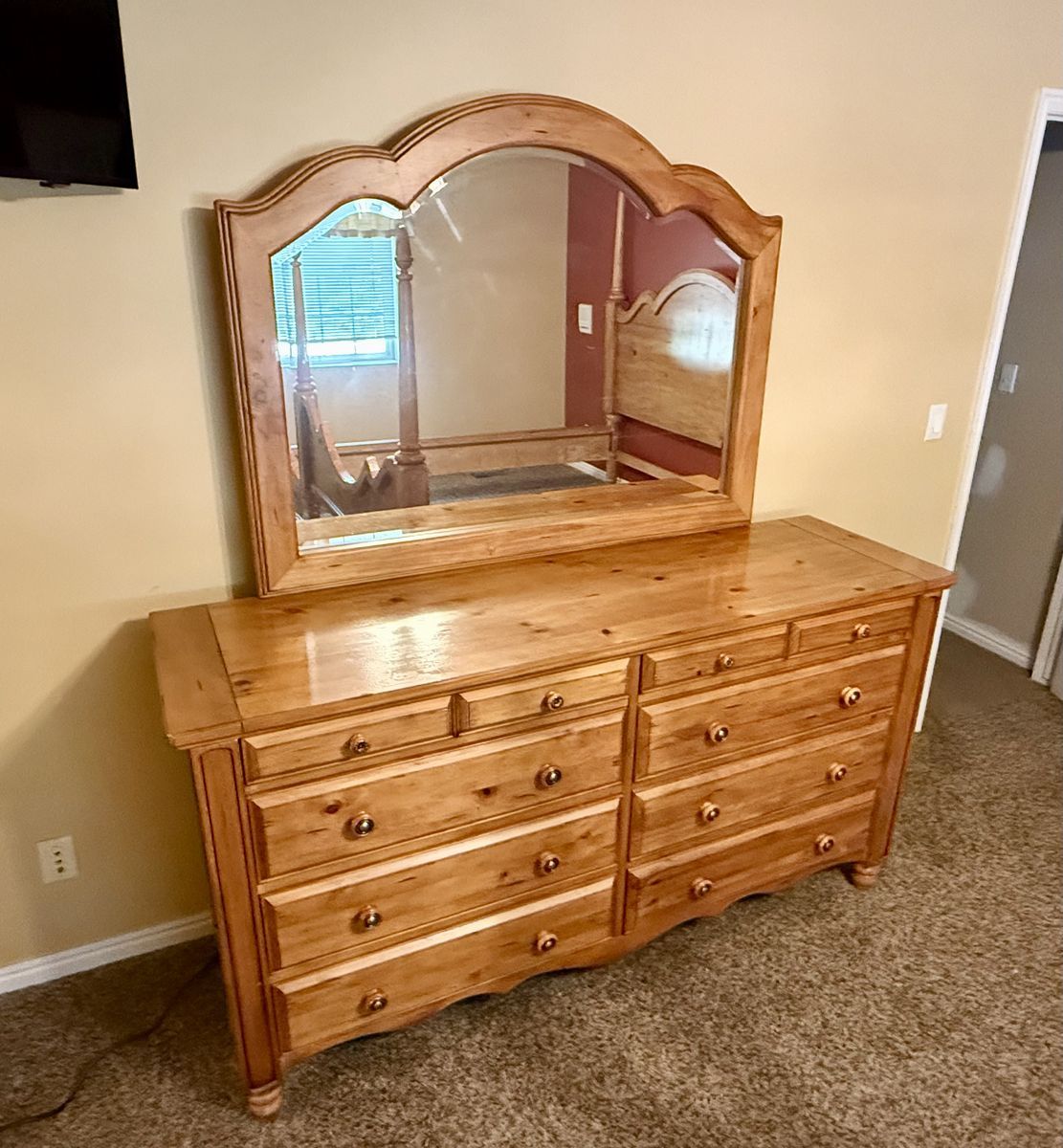 8 drawer dresser