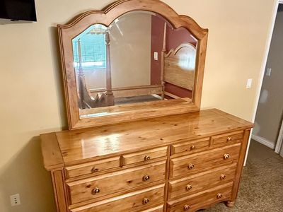 8 drawer dresser