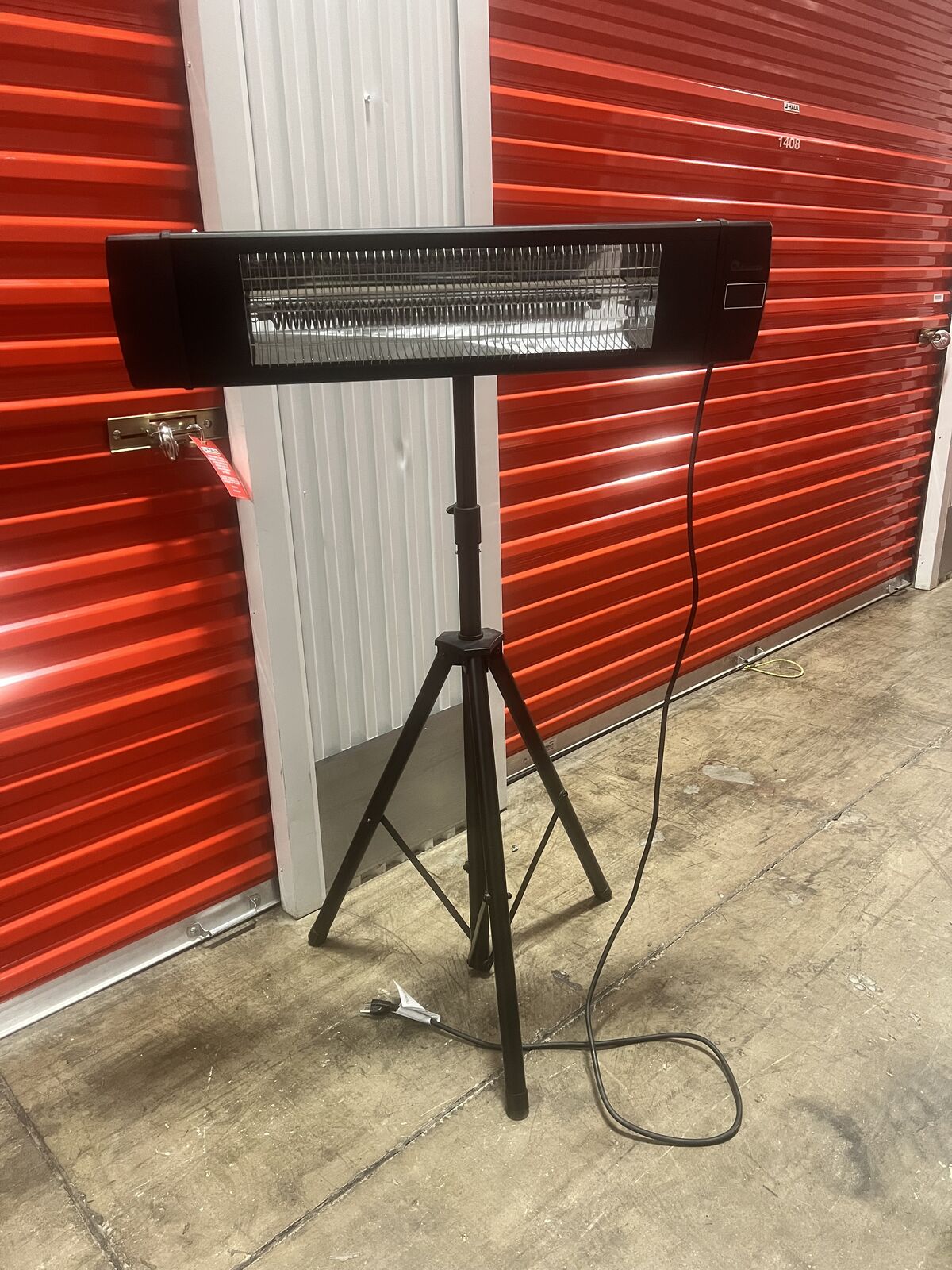 Telescope infrared heater