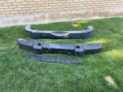 Front and Rear Stock Bumper For Jeep Wrangler JK these bumpers were taken off a 2016 Wrangler
