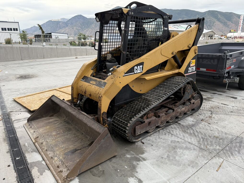 Cat 287B Skidsteer Huge Skid Steer