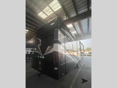 2022 CrossRoads RV Redwood 4001LK