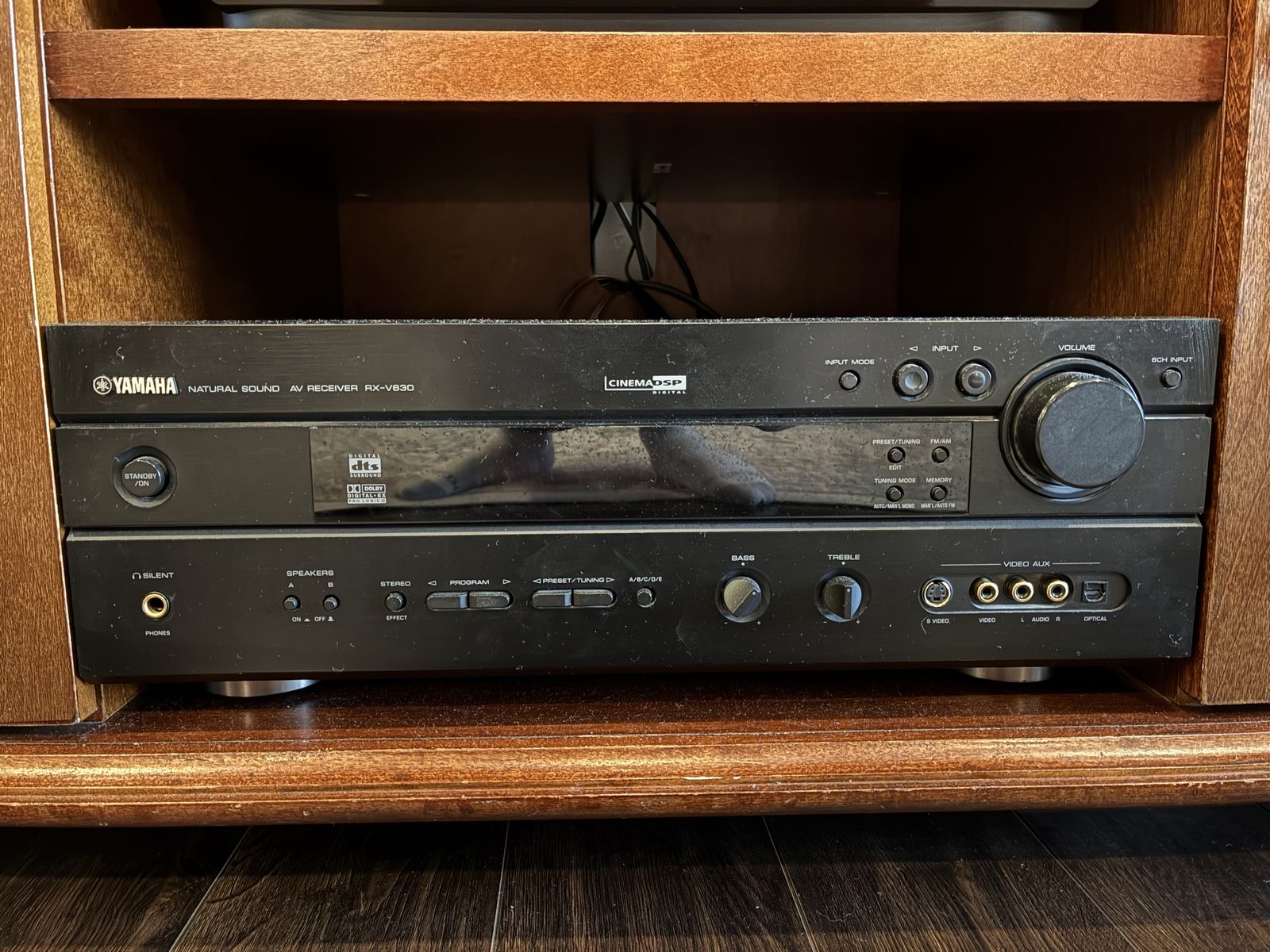 Yamaha RX-V630 Surround Sound Integrated Stereo Amplifier Reciever