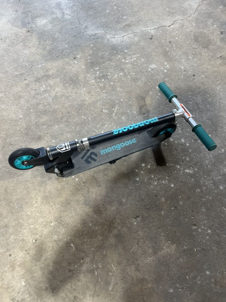 Mongoose Scooter