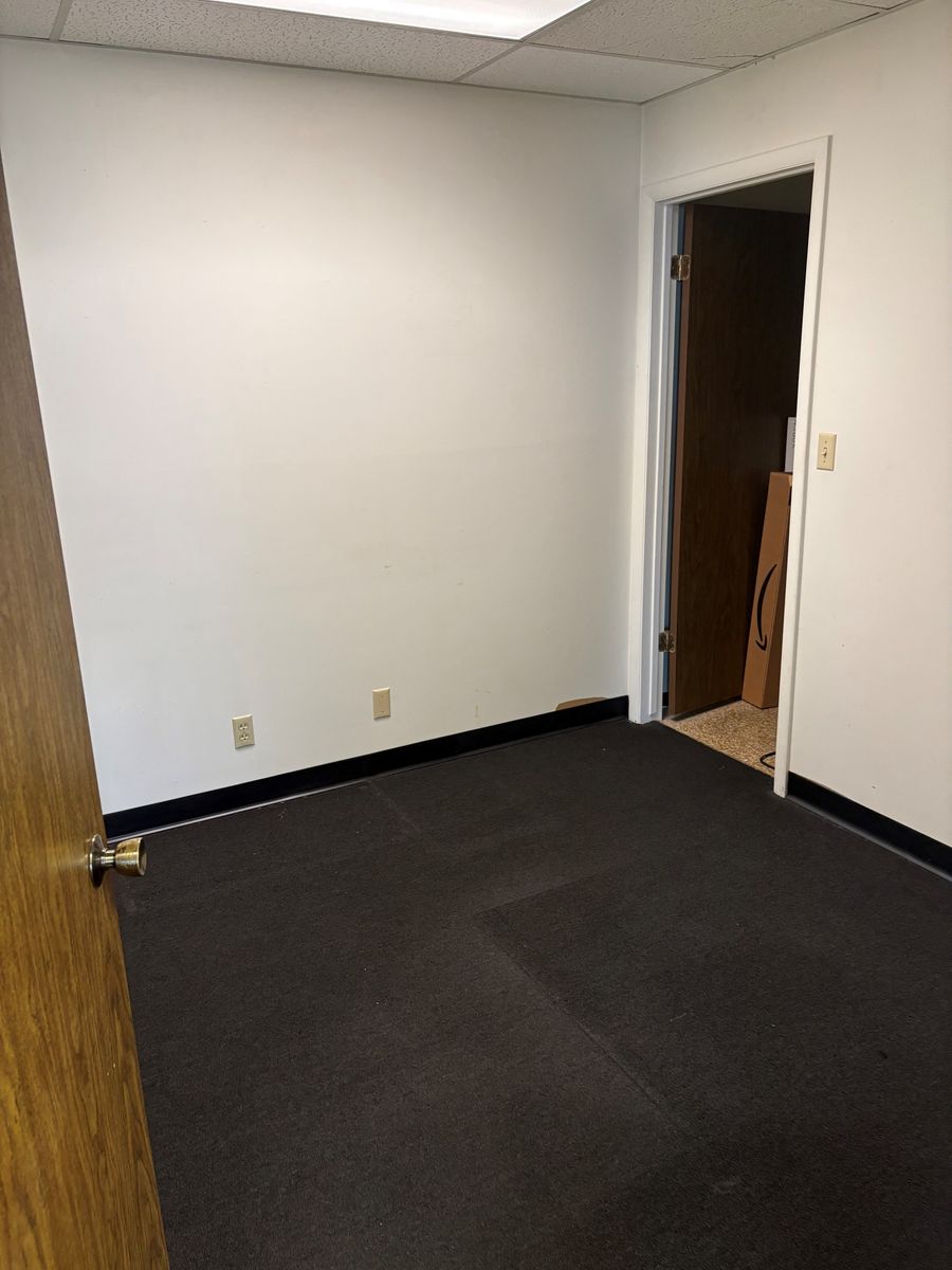 Main image 10