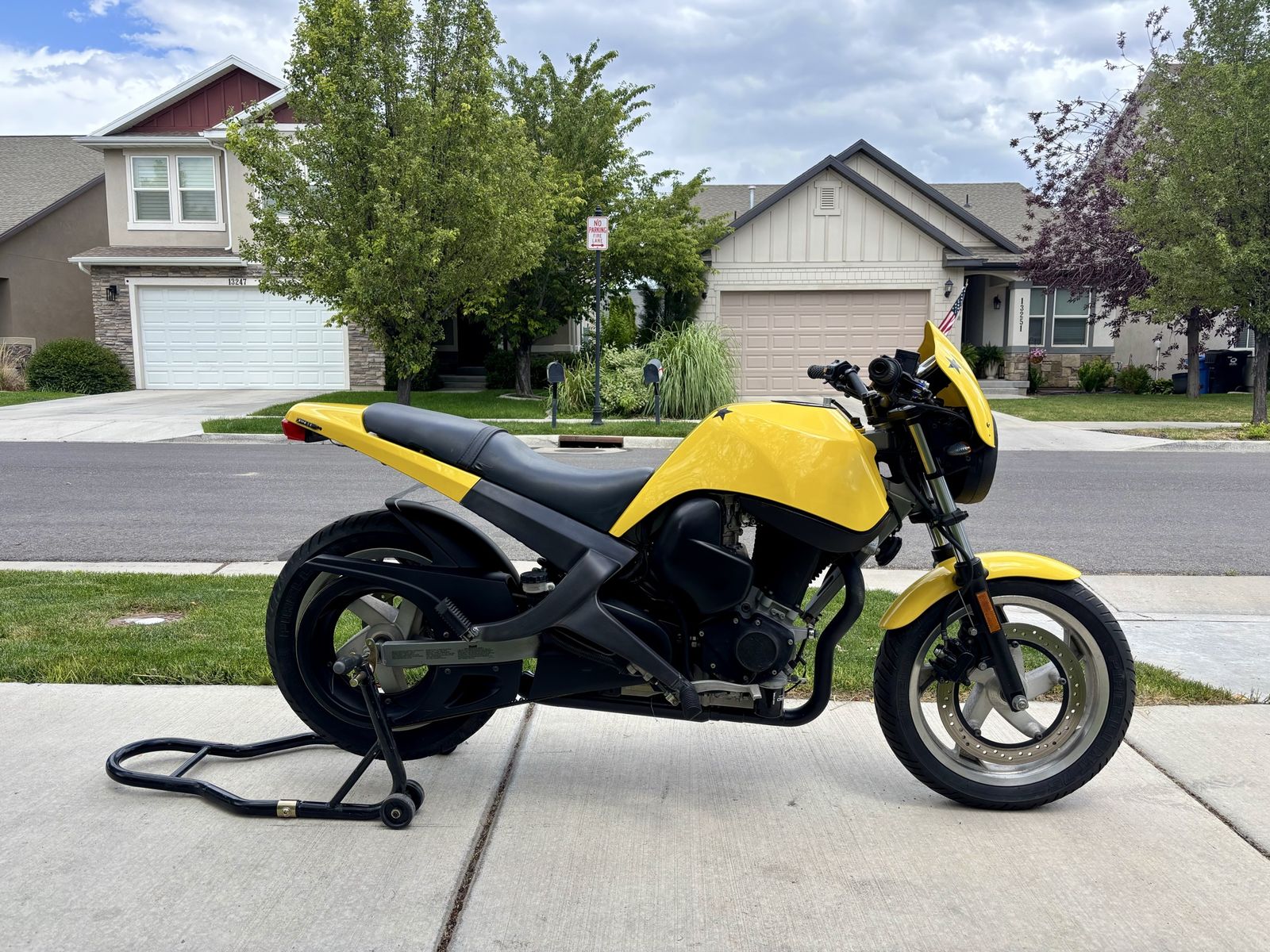 2001 Buel Blast, Great condition, Low Miles, Ready to Ride!!