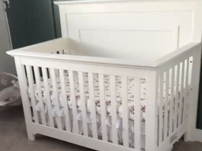 White Convertible Baby Crib & Toddler Bed